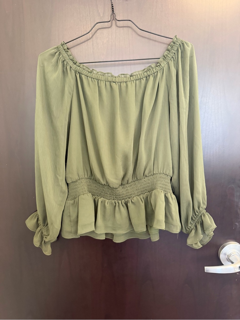 Women’s Olive Green Peasant Blouse with Smocked Waist Size Large - Picture 4 of 6